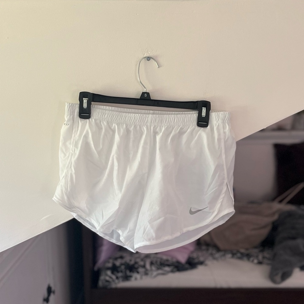 NWT white nike shorts